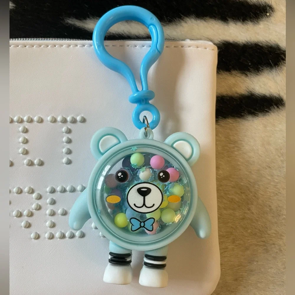 IPSY Bundle Limited Winter Bag 2021, Bear Bag Charm, & Mirror/Brush Compcact🤍🩵